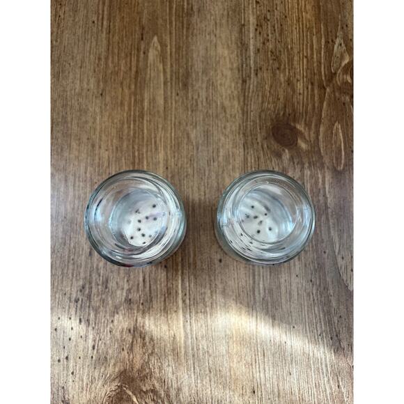 Vintage Disney Mickey and Minnie Mouse Spice Shakers - Picture 6 of 7